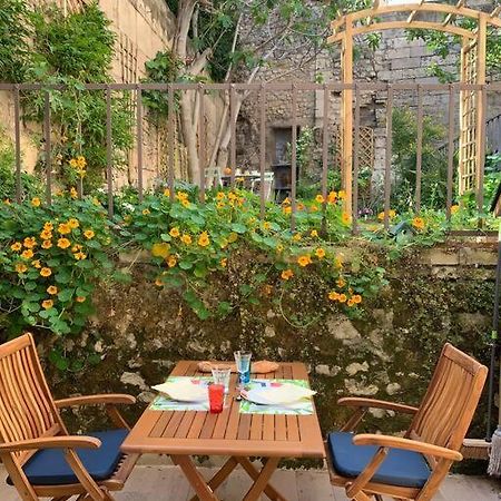 דירות ארל Capucines, Un Jardin Secret Dans Le Centre Historique מראה חיצוני תמונה