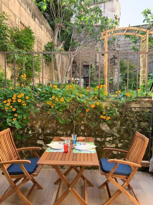 דירות ארל Capucines, Un Jardin Secret Dans Le Centre Historique מראה חיצוני תמונה